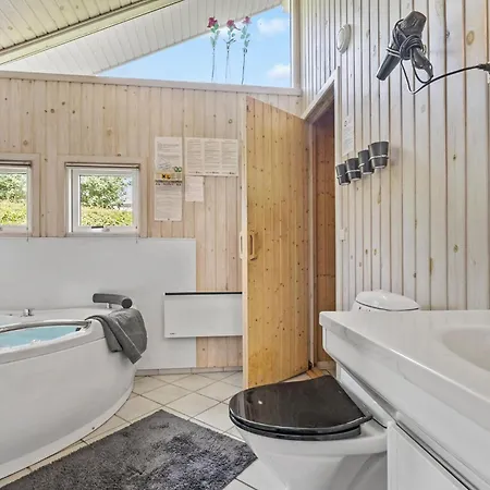 Сasa de vacaciones Impresionante Casa En Hejls Con Sauna *